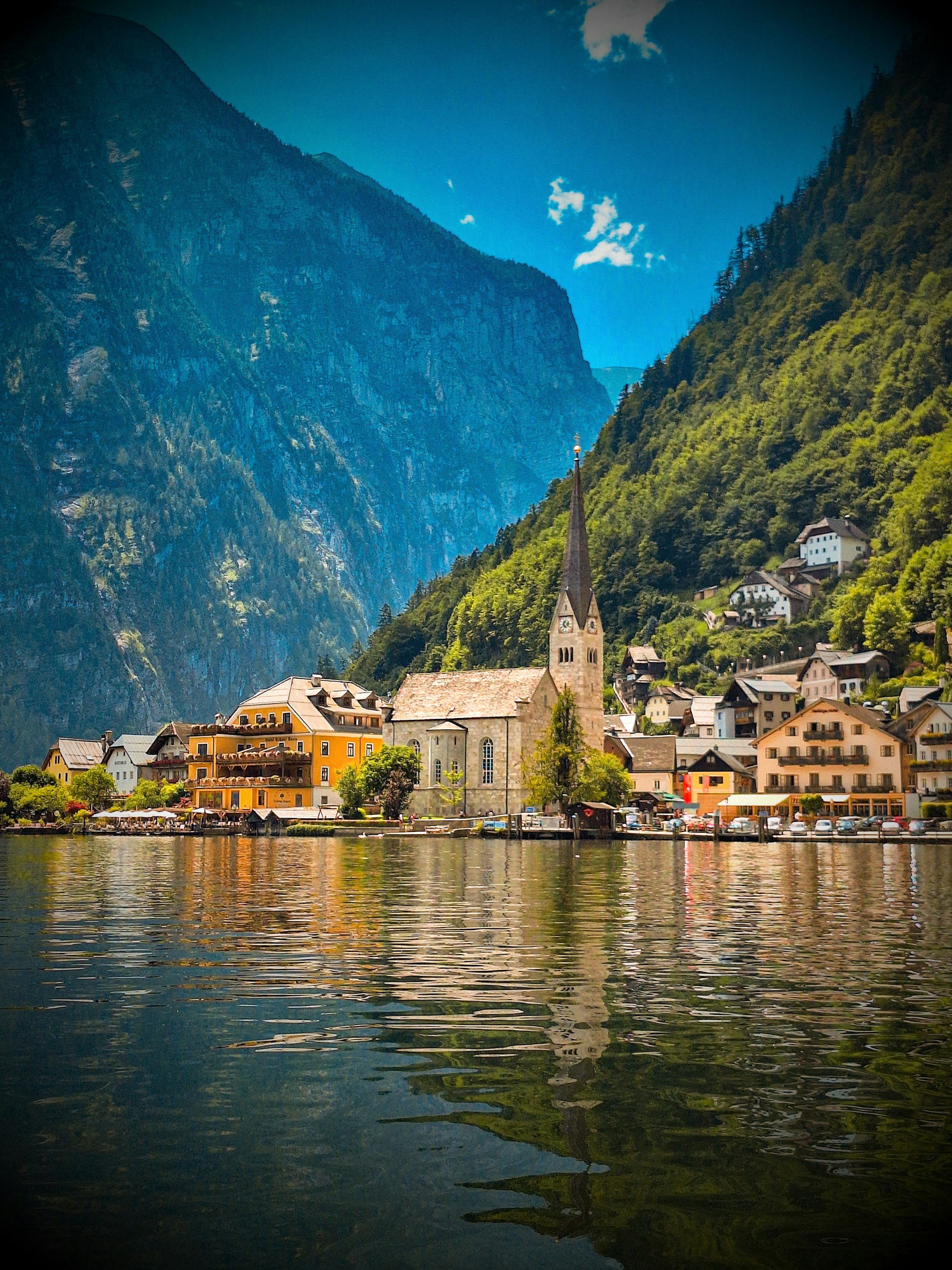 Katholische Pfarrkirche Hallstatt, Hallstatt, Austria