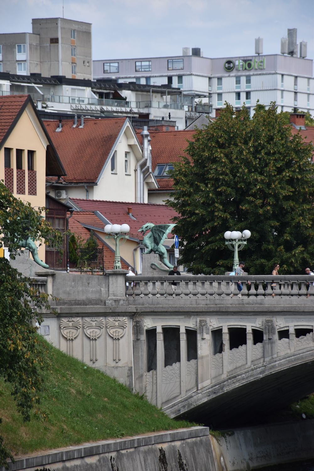 Dragon Bridge