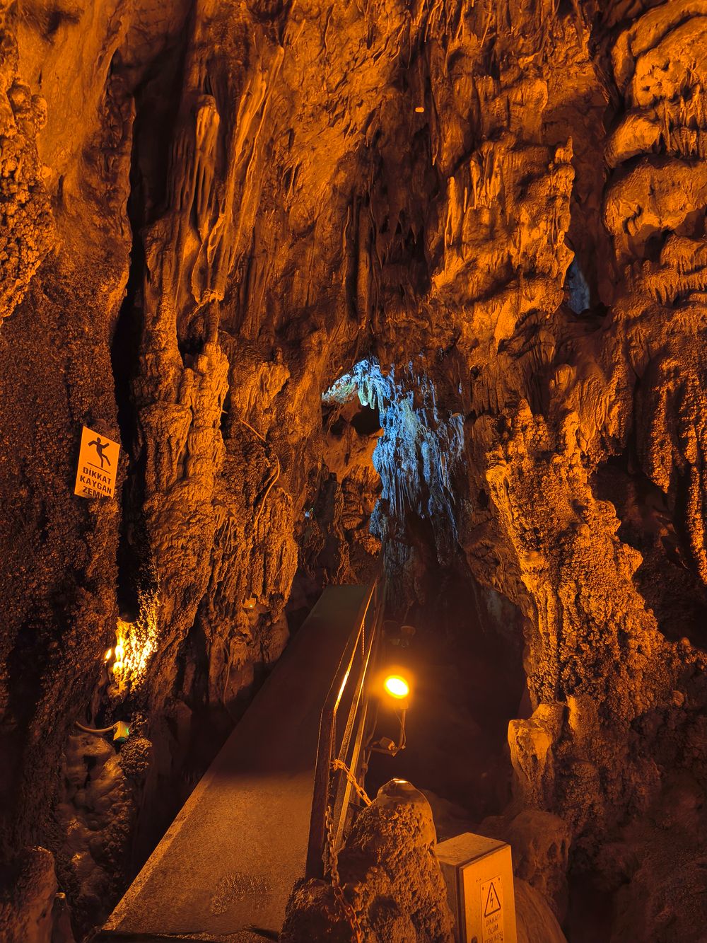 Kaklık Cave