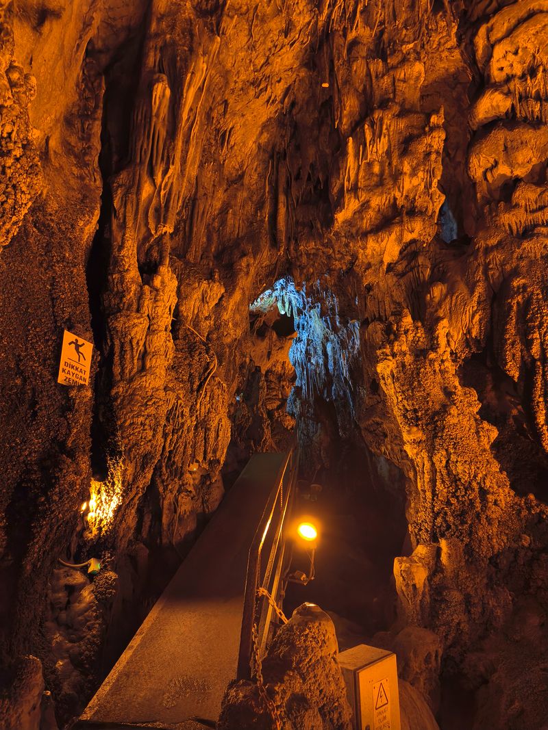 Kaklık Cave