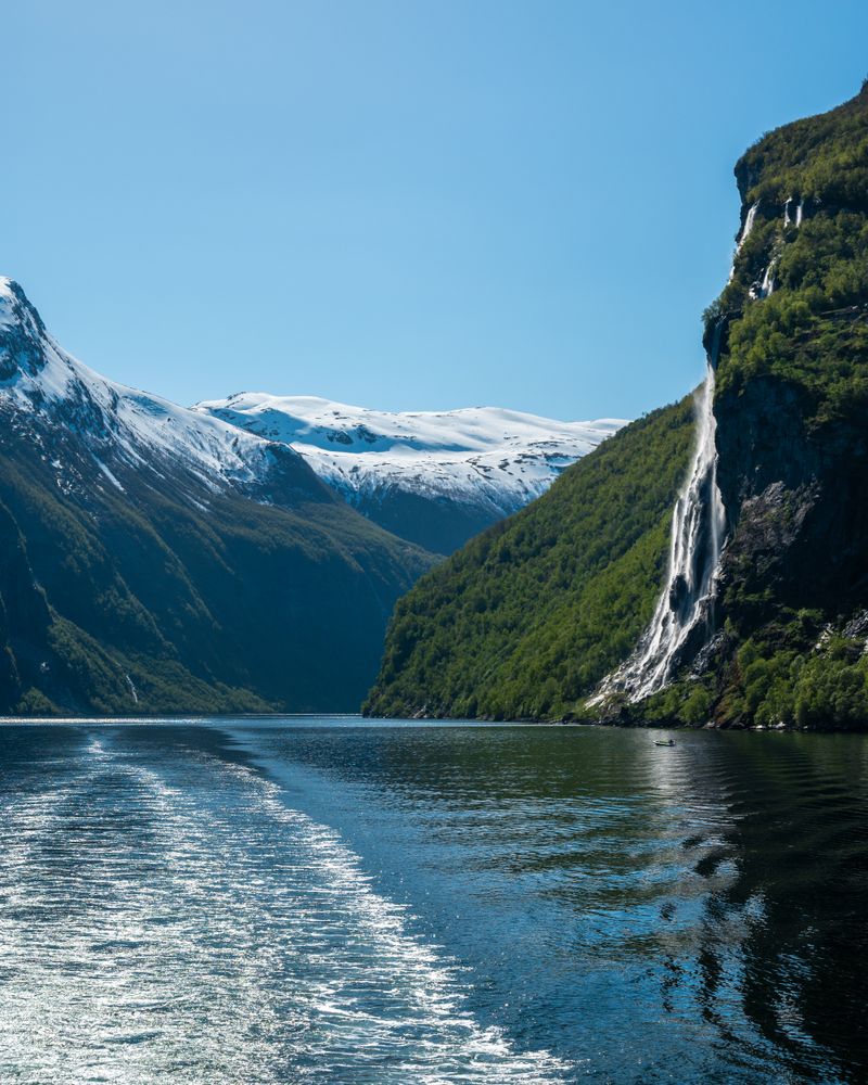 Seven Sisters Waterfall