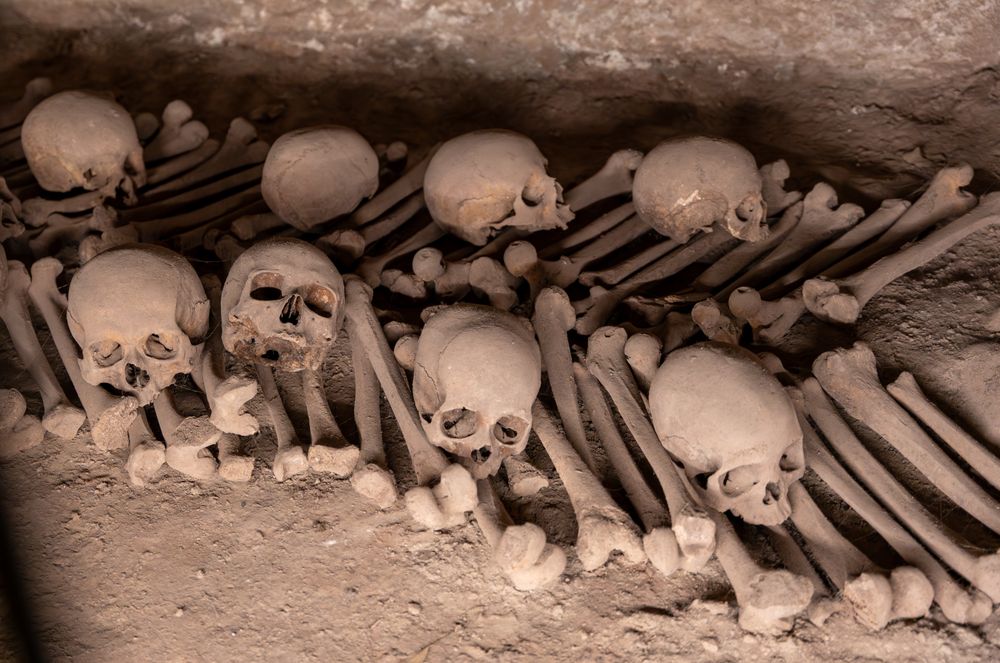Catacumbas de Lima (San Francisco Catacombs)
