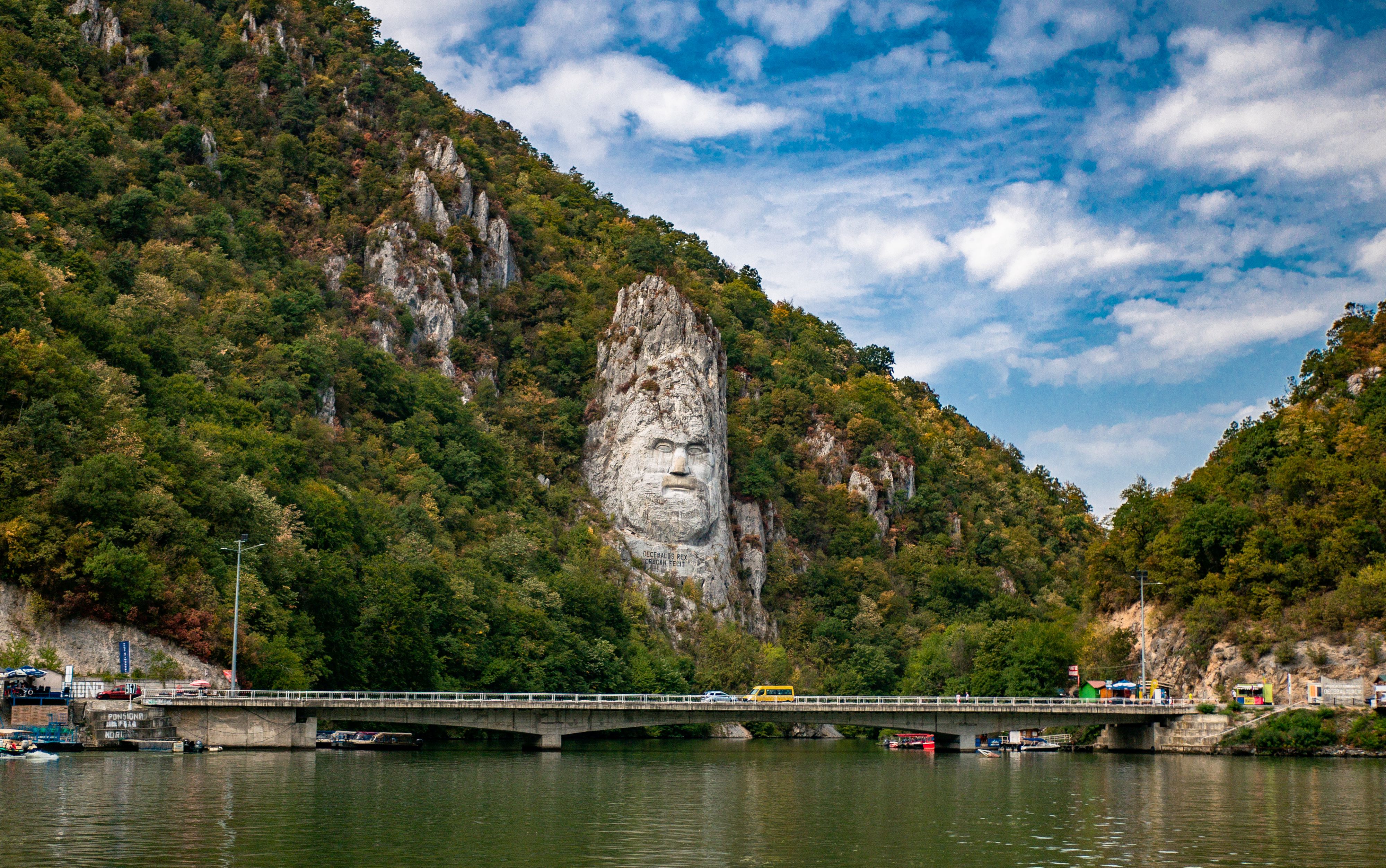 Dubova, Romania